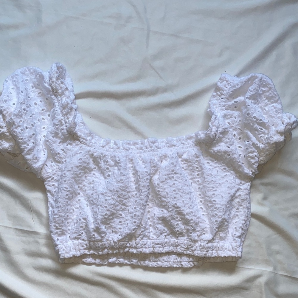 Elegant White Eyelet Off-Shoulder Blouse - Picture 5 of 14